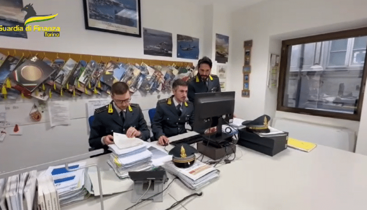 Torino: Frode all'IVA nel commercio di polimeri, riguardante diversi paesi dell'UE. 13 arresti e sequestri per 100 milioni di euro