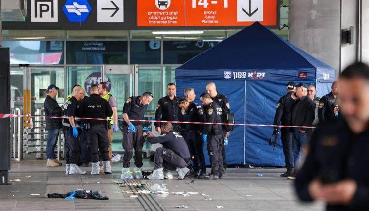 Attacco a Haifa: un morto e quattro feriti, Israele sospende gli aiuti a Gaza dopo che Hamas rifiuta piano Witkoff