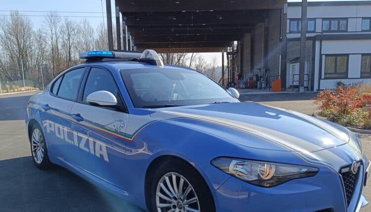 Como: supera senza errori l'esame per la patente ma non conosce una parola di italiano, 43enne cinese denunciato