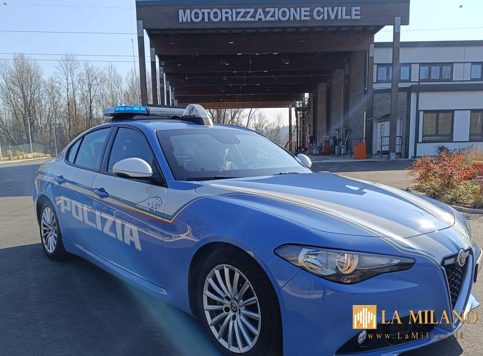 Como: supera senza errori l'esame per la patente ma non conosce una parola di italiano, 43enne cinese denunciato