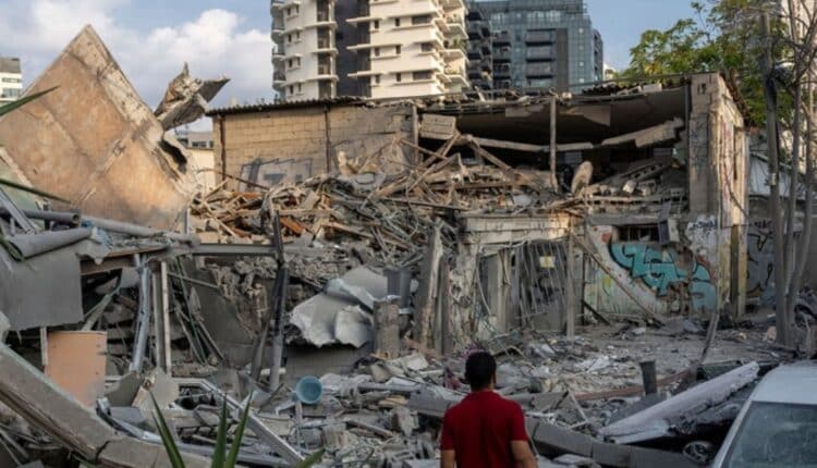 Crisi in Medio Oriente: la Cina non approva il piano di Trump su Gaza, Hamas avverte su nuovi raid