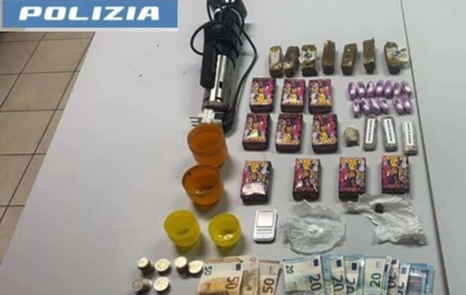 Taranto: spaccio di hashish e cocaina al quartiere Tamburi, due arresti