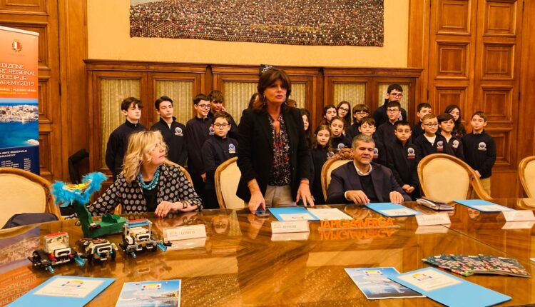 Bari ospita le competizioni regionali di robotica presso l'Istituto Japigia 1 Verga