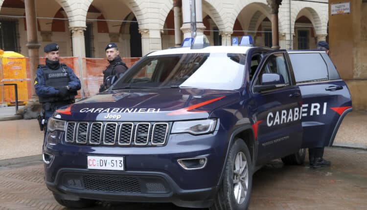 Bologna, continua la lotta alla droga: arrestato 25enne per spaccio di sostanze stupefacenti