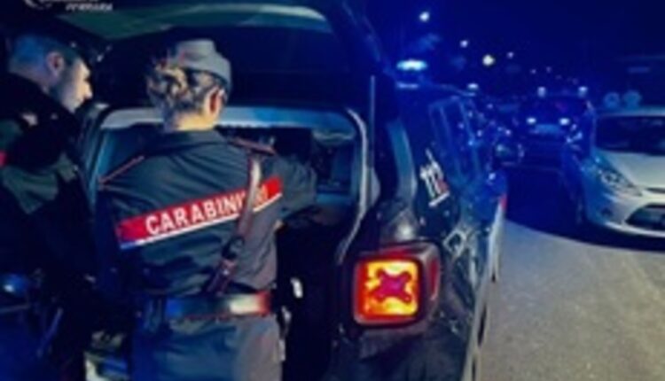 Due arresti in poche ore per resistenza e minacce, entrambi in stato di ebbrezza