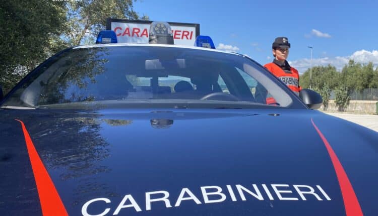 Carabinieri di Melilli arrestano 22enne per evasione e atti persecutori