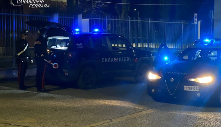 Comacchio, controlli straordinari in vista della Pasqua: 3 denunce e un’espulsione