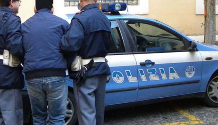 Torre Annunziata, 56enne arrestato per incendio doloso e minacce