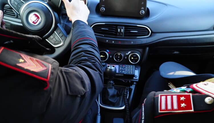 Villa Literno: 47enne tunisino arrestato dopo rissa, rapina in un negozio e aggressione ai Carabinieri