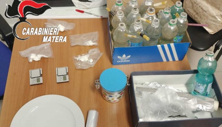Bernalda: scattano un arresto e una denuncia per spaccio di cocaina