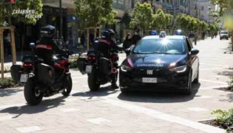 Pescara, 43enne arrestato dopo 25 anni di soprusi ai genitori