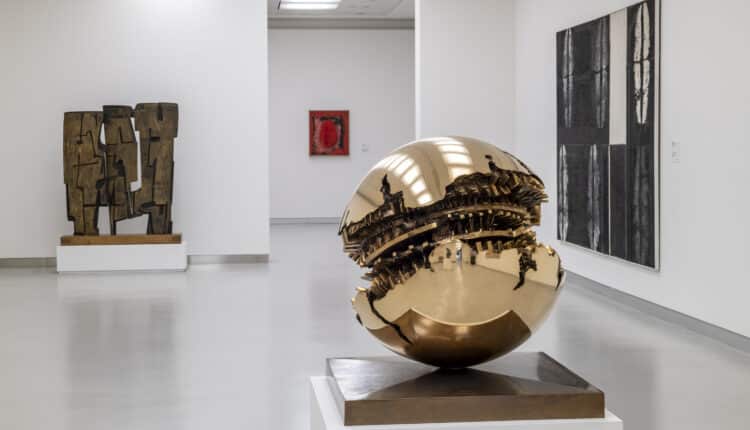 Milano Art Week 2025: al Museo del Novecento un nuovo percorso espositivo, due mostre da non perdere e un evento speciale