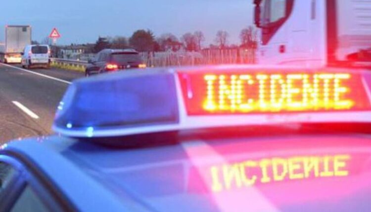 Monza, ciclista travolto e trascinato per oltre 500 metri da un autoarticolato