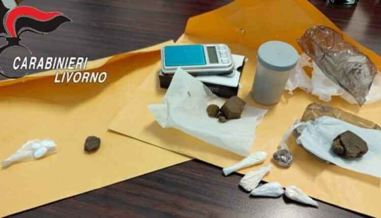 Livorno, tentano estorsione con finta vendita d'auto: Denunciati 2 uomini