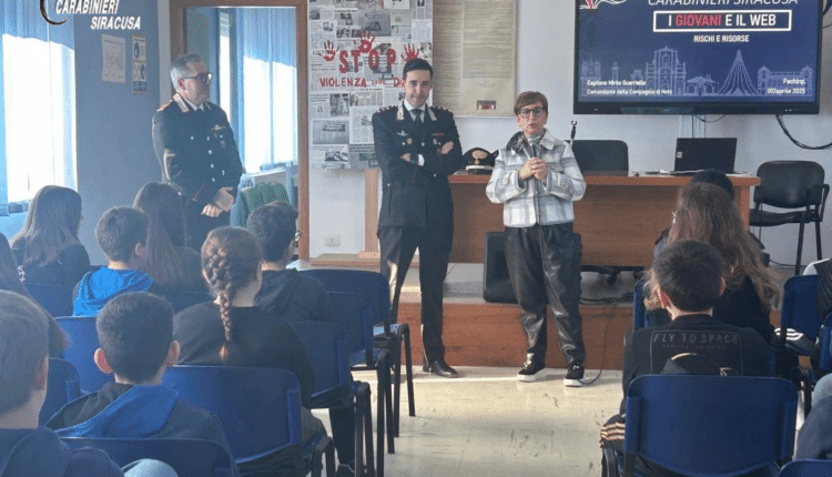 Carabinieri incontrano oltre 400 studenti per promuovere la cultura della legalità