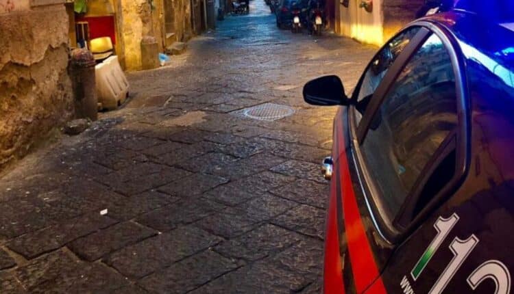 Terzigno, smascherata dai Carabinieri fabbrica abusiva di cuscini: Attività sospesa e maxi ammenda