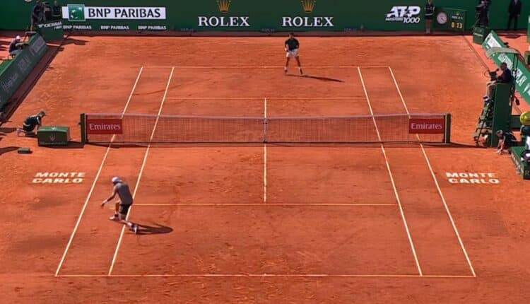 ATP Montecarlo: Musetti batte Berettini nel derby azzurro e vola ai quarti.