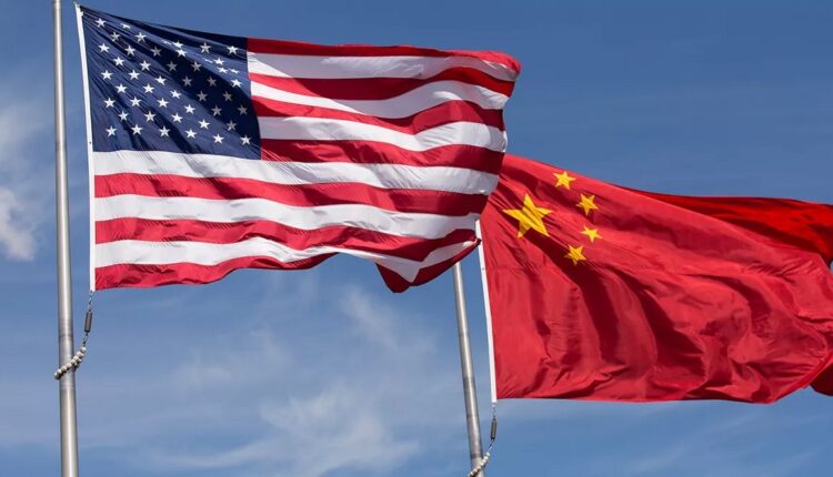 Dazi USA al 104%: la Cina risponde con tariffe all’84%, escalation delle tensioni commerciali tra Washington e Pechino 
