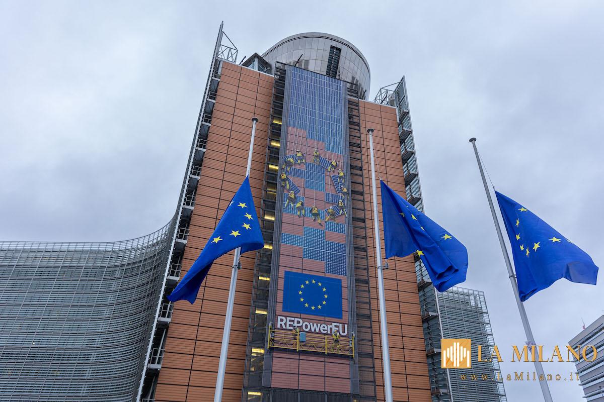 Migranti, la Commissione UE propone la lista dei Paesi sicuri: inclusi Egitto, Tunisia e Marocco.