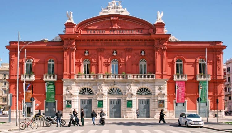 Bari protagonista a Trieste con gli scatti di Marco Pesola alla mostra internazionale "Le Vie delle Foto"