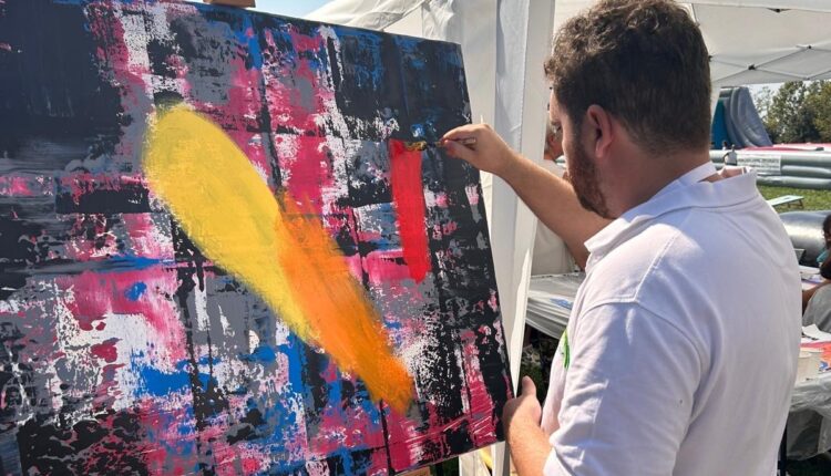 Apre a Milano la Piccola Galleria Autistica: uno spazio di inclusione, arte e autodeterminazione.