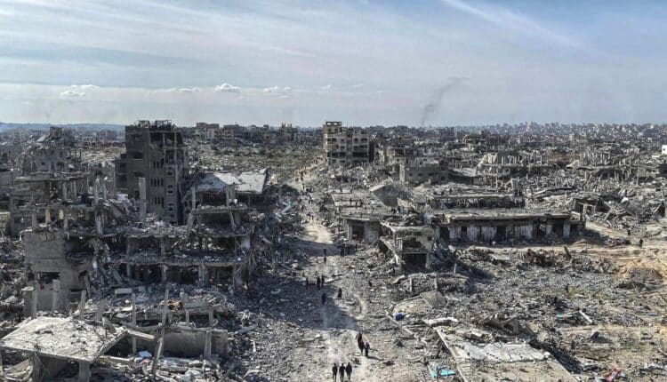 Crisi umanitaria a Gaza: cresce la pressione internazionale dopo la morte di medici, giornalisti e civili