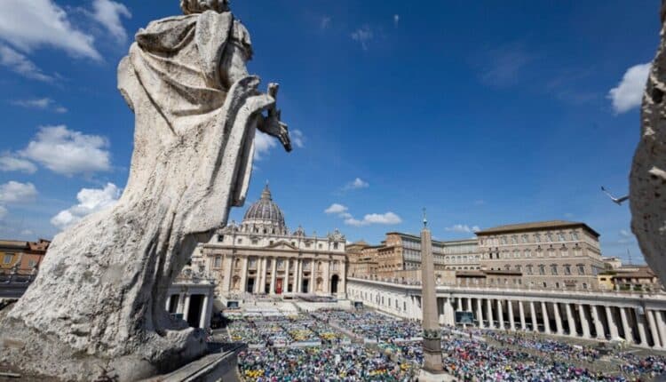 Giubileo degli Adolescenti, un fiume di 200mila giovani a Roma: "Siamo parte della Storia".
