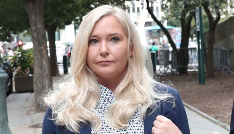 Virginia Giuffre si è suicidata: la grande accusatrice di Epstein e del principe Andrea muore a 41 anni in Australia.