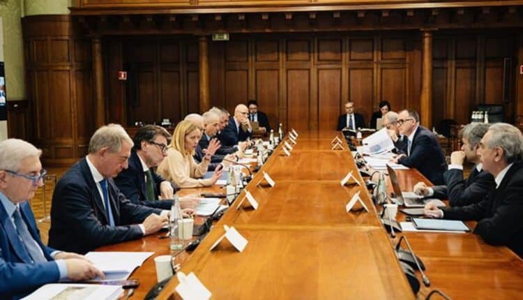 Confronto Governo-imprese sui dazi USA: verso un piano anti-crisi