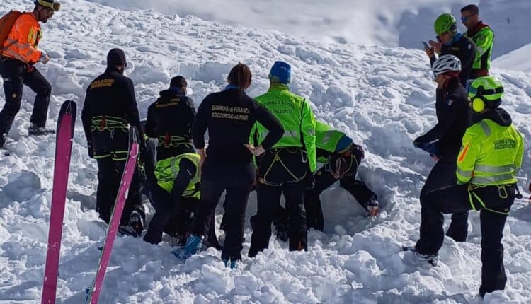 Ponte di Legno, alpinista precipita per 300 metri a Cima Salimmo: salvato dal Soccorso Alpino della Guardia di Finanza di Edolo