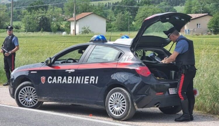 Gubbio, provoca incidente e fugge: 43enne denunciato dai Carabinieri
