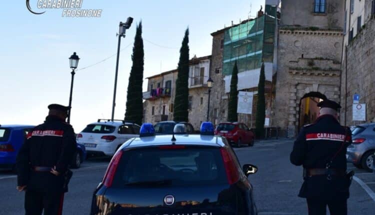 Ferentino: Perseguita la ex compagna, arrestato 37enne dai Carabinieri