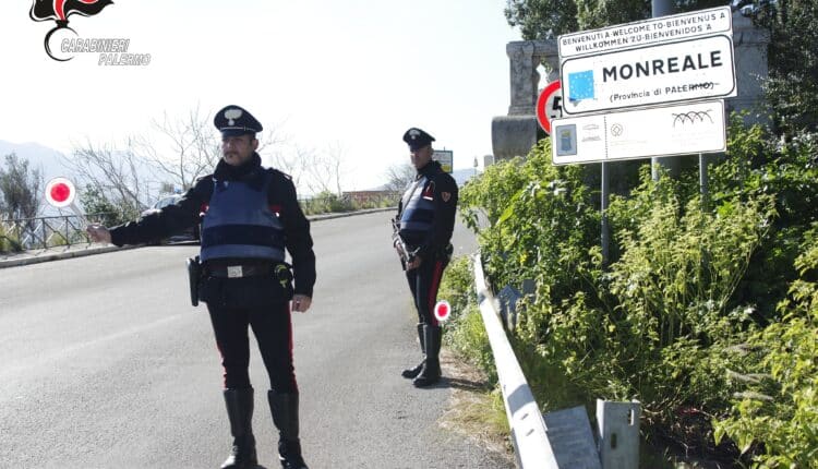 Monreale, evade dai domiciliari per festeggiare il compleanno: Arrestato 22enne