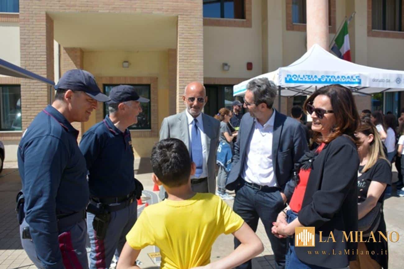 Roseto degli Abruzzi, il "Premio Borsellino" parla ai giovani: con la Polizia per una cultura della legalità.