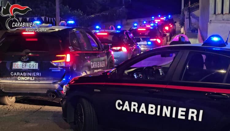 Colpo alla ndrangheta: 97 arresti in 14 province. Smantellate cosche, traffico di droga e affari illeciti in tutta Italia