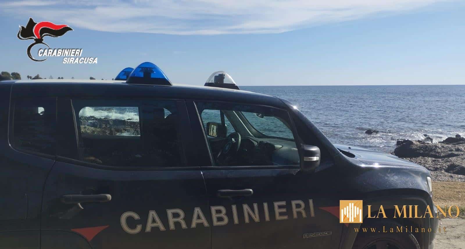 Siracusa: uccidono una cagnolina e distruggono le cucce dei cani di quartiere