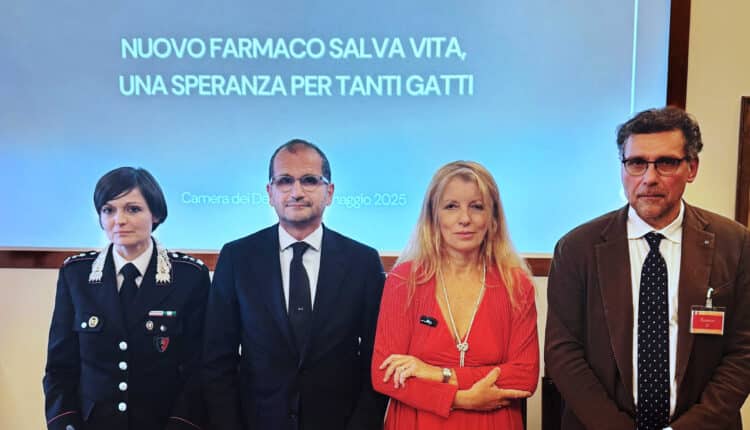 Da sinistra a destra: ten. col Maruska Strapparelli; il sottosegretario Marcello Gemmato; l'on. Michela Vittoria Brambilla e il dott. Giunio Bruto Cherubini