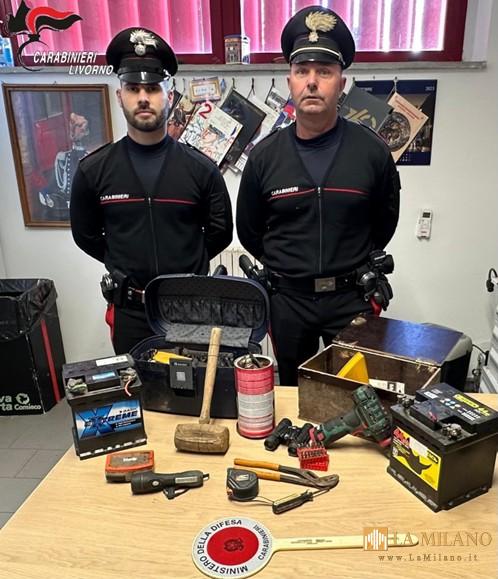 San Vincenzo: rubava batterie da motocarri, 34enne denunciato dai Carabinieri