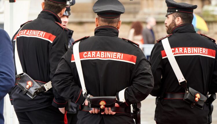 Amorosi: individuato e denunciato autore di furti nei negozi del centro