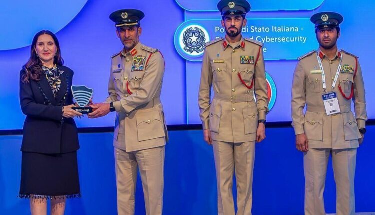Polizia di Stato premiata a Dubai per l’educazione digitale dei più giovani.