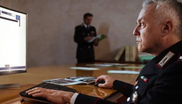 Lucca, truffa da 39.000 euro scoperta dai Carabinieri: 2 denunciati per accesso abusivo e sostituzione di persona