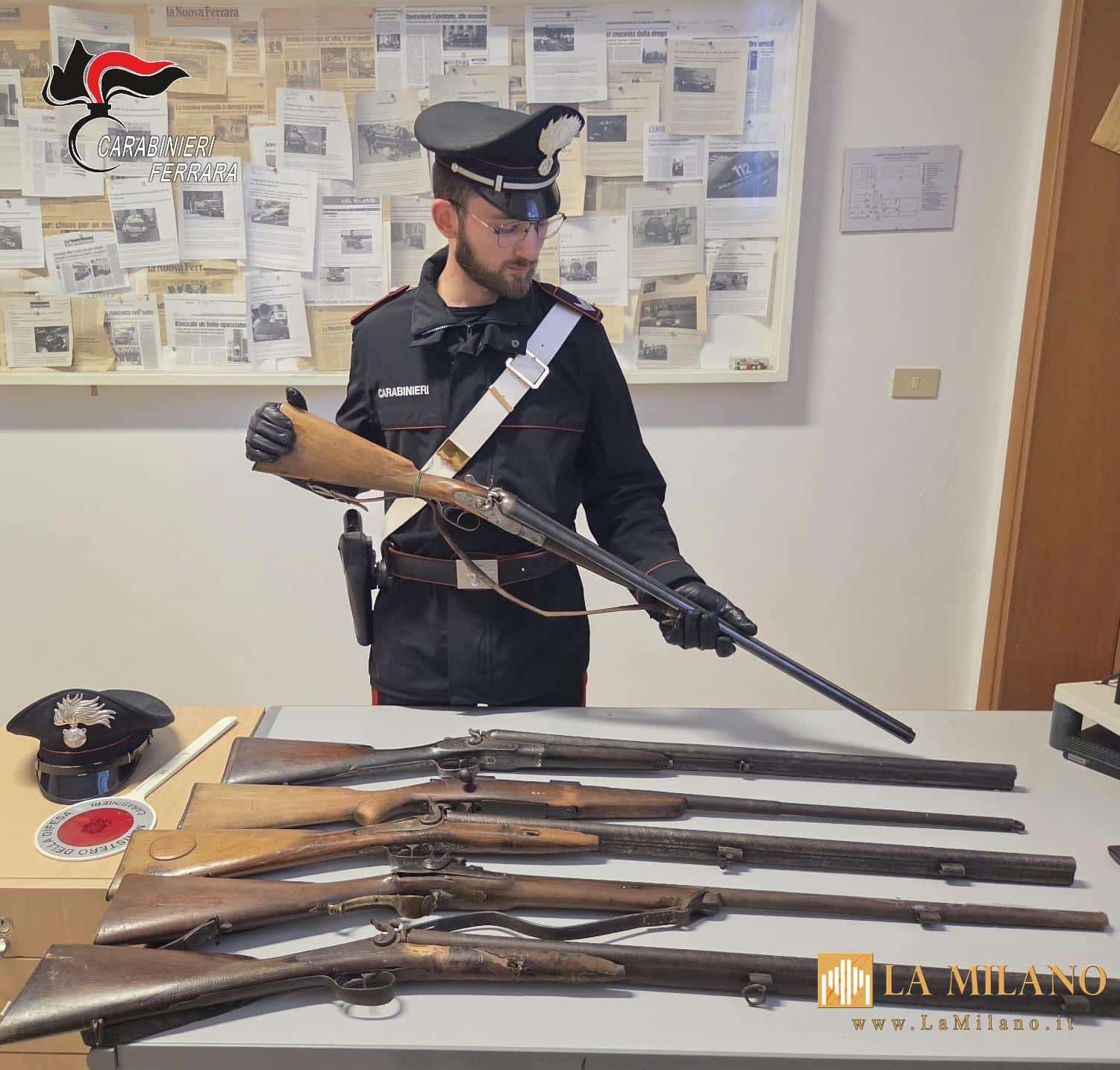 Casumaro, 6 fucili non denunciati trovati in casa: Denunciato un anziano