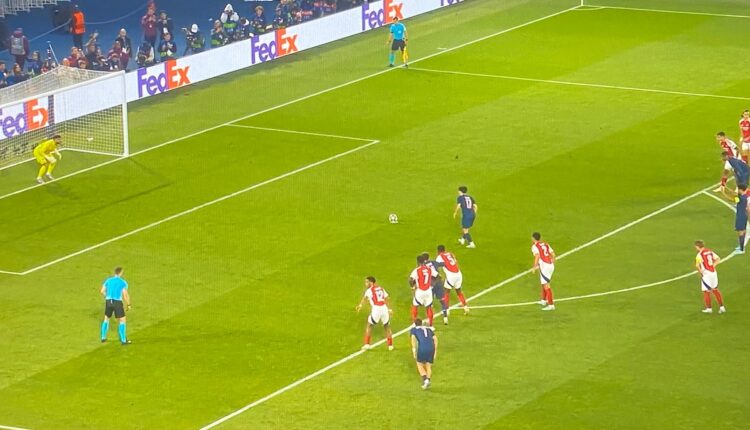 Champions League: il Psg vince anche al ritorno, sarà sfida contro l'Inter in finale.