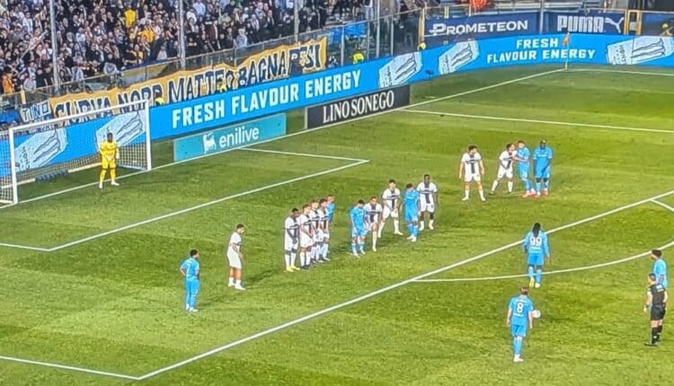 Serie A: il Napoli rimane in vetta a +1 sull'Inter. Si deciderà tutto nell'ultima giornata