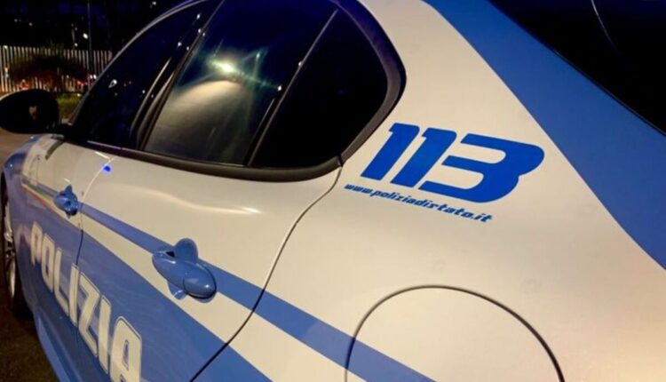 Taranto, ruba cosmetici e aggredisce la titolare: Arrestata 40enne