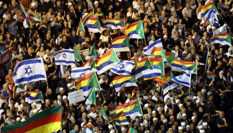 I drusi d’Israele pronti a combattere in Siria: “Difenderemo i nostri fratelli, anche da soli”.