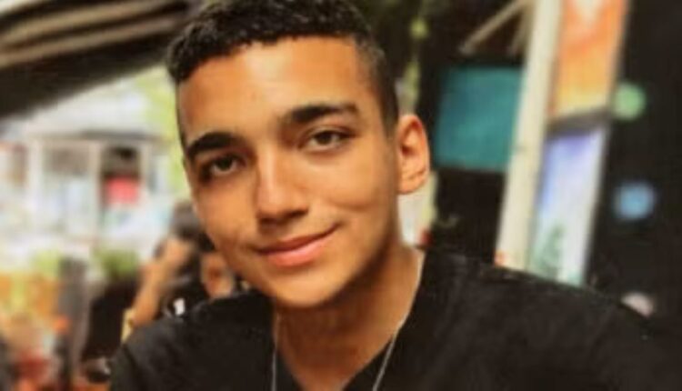 Hamas libera l’ostaggio americano Edan Alexander. Netanyahu: «Nessuna tregua».