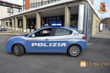 Rimini, doppia aggressione: prima in strada, poi contro i poliziotti