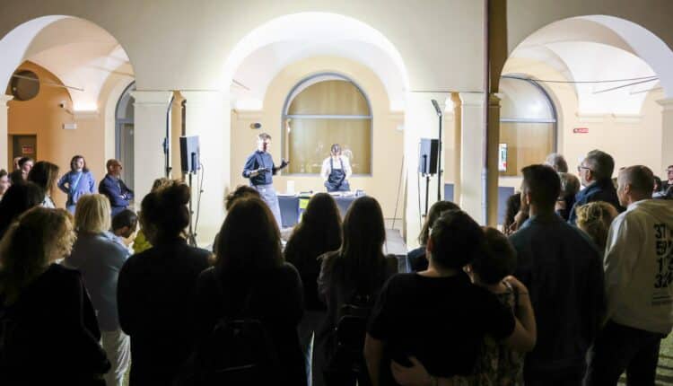 Modena, boom di visitatori per la Notte dei Musei: evento sold out