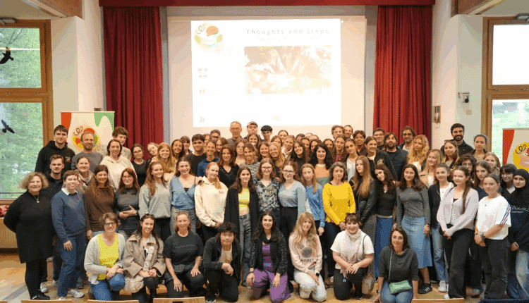 Oltre 100 Giovani da Tutta Europa Incontrano la Campionessa Olimpica Tania Cagnotto